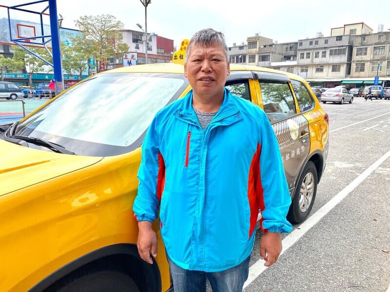 观光出租车司机_许维琛