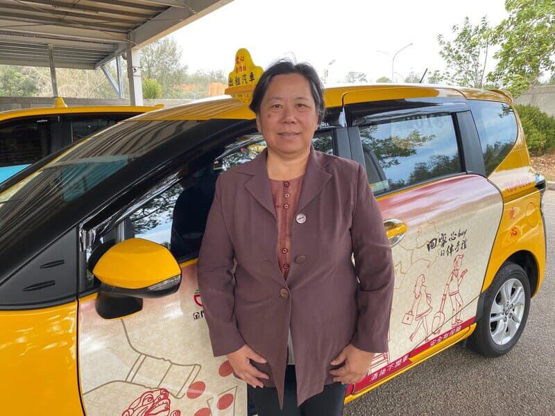 观光出租车司机_黄美丽